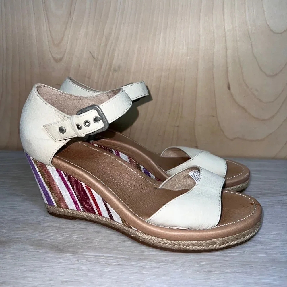 UGG Australia‎ Atasha Wedge Cream Nubuck 1003405 Women's 9